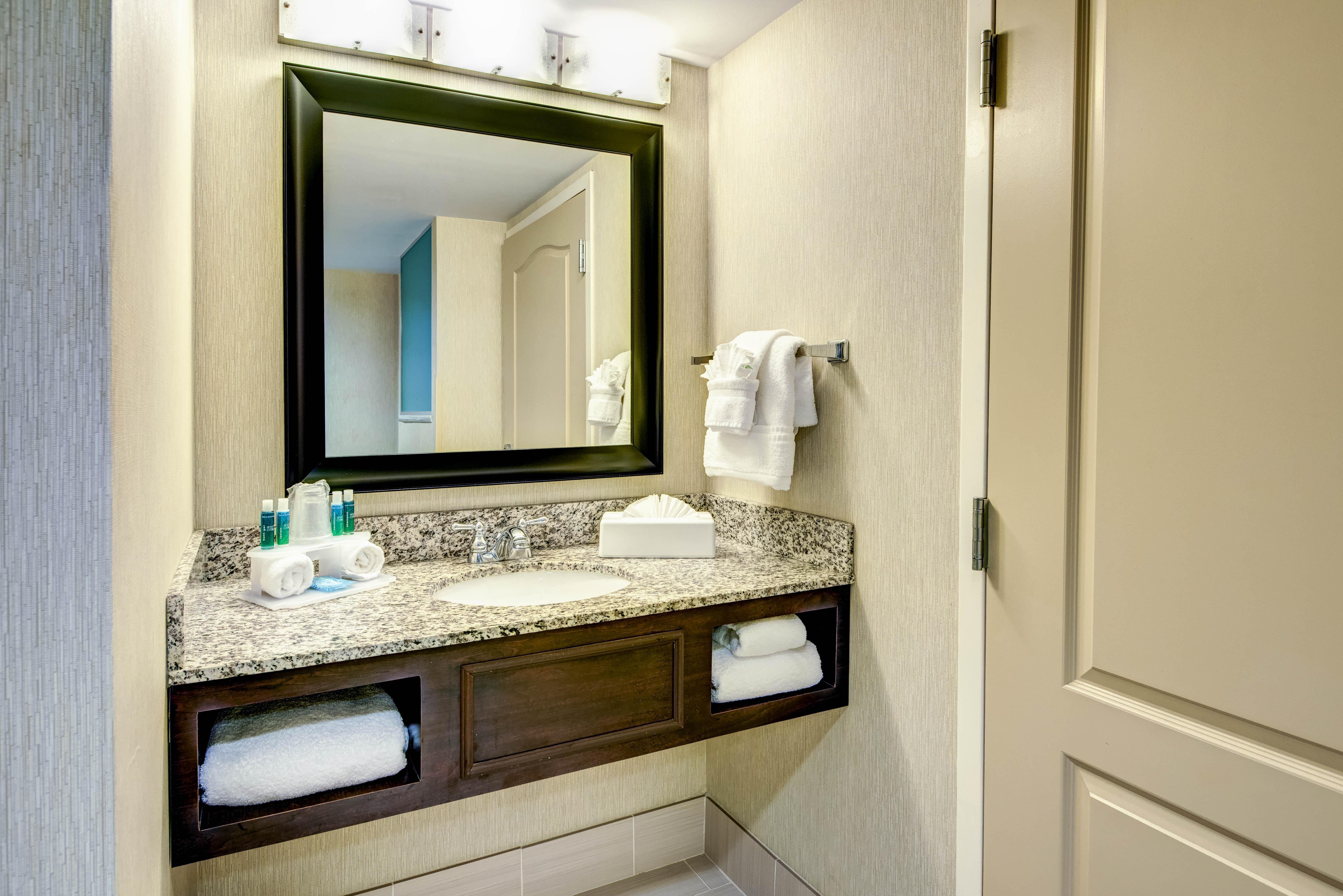 Express - By Ihg 3* Neptune