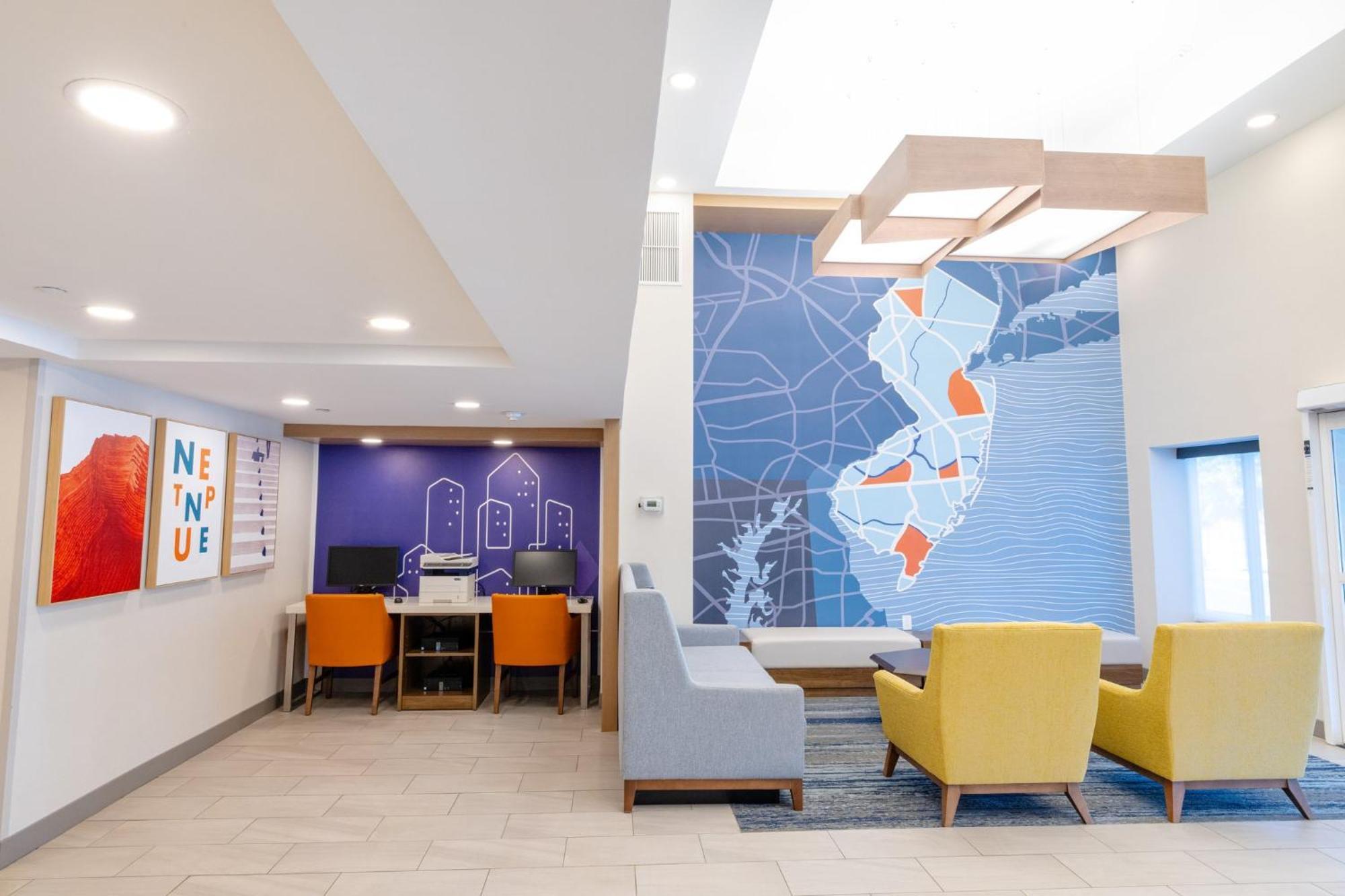 Hotel Express - By Ihg 3*