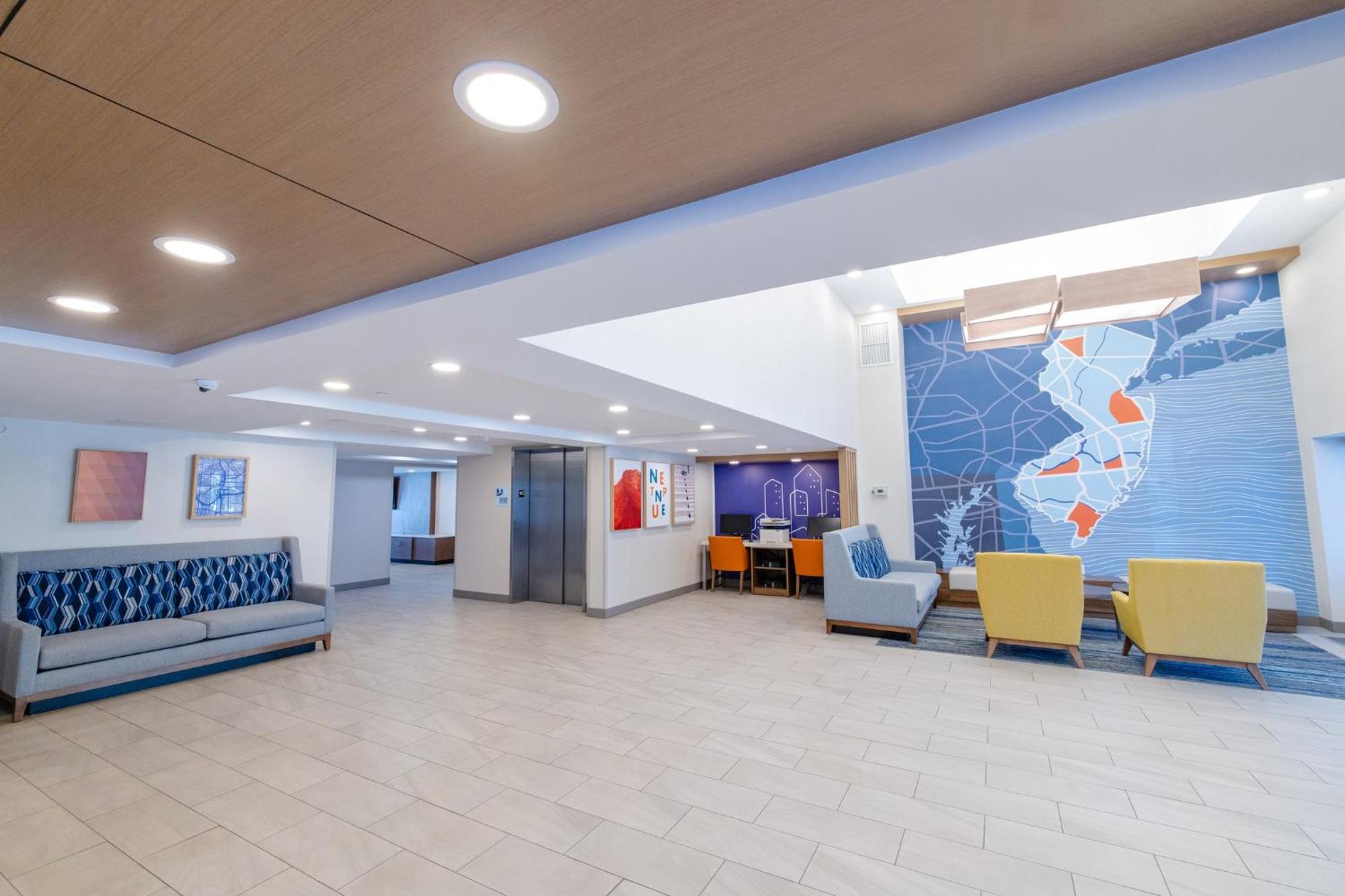 Express - By Ihg Hotel Neptune