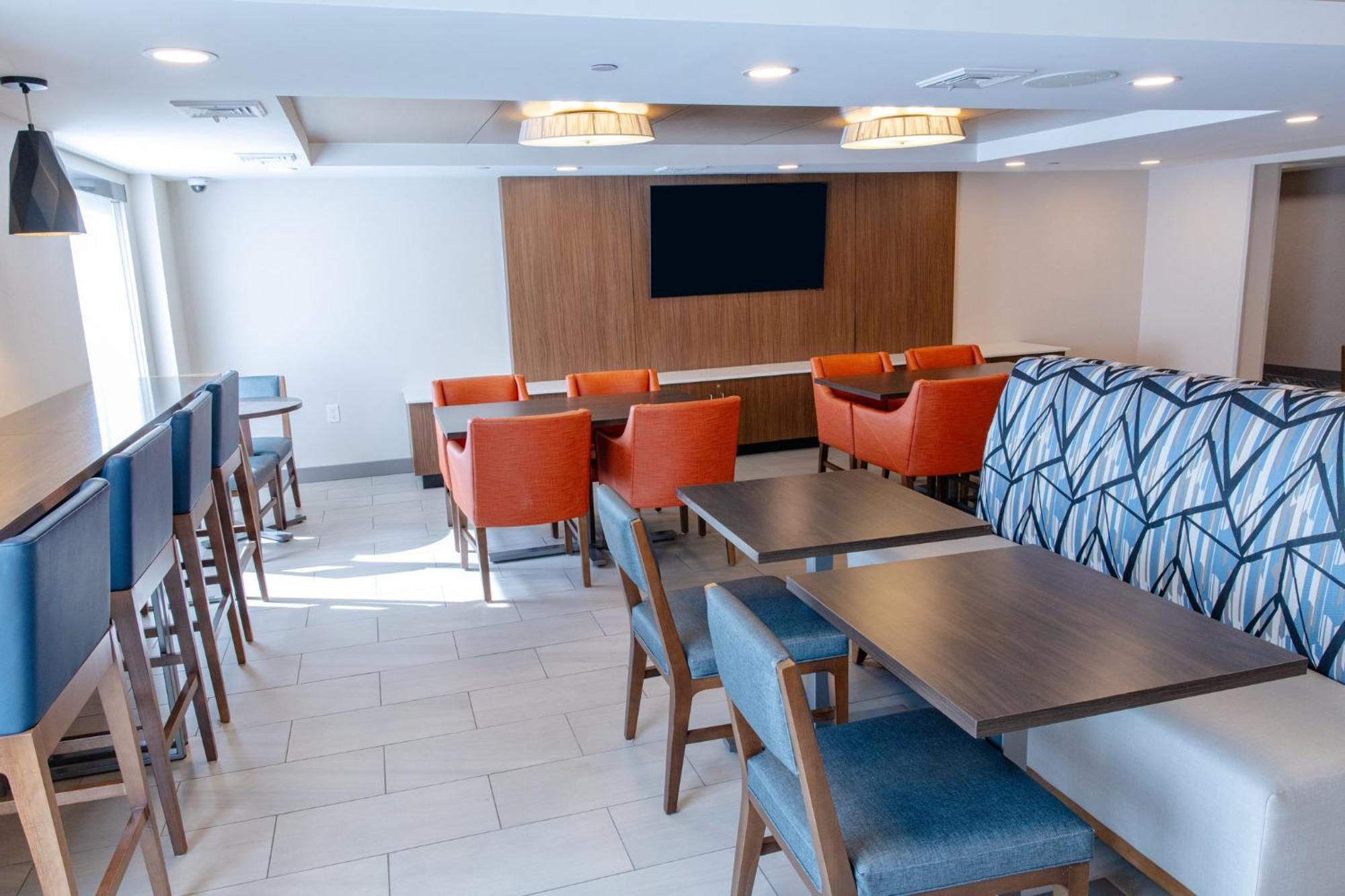 Express - By Ihg