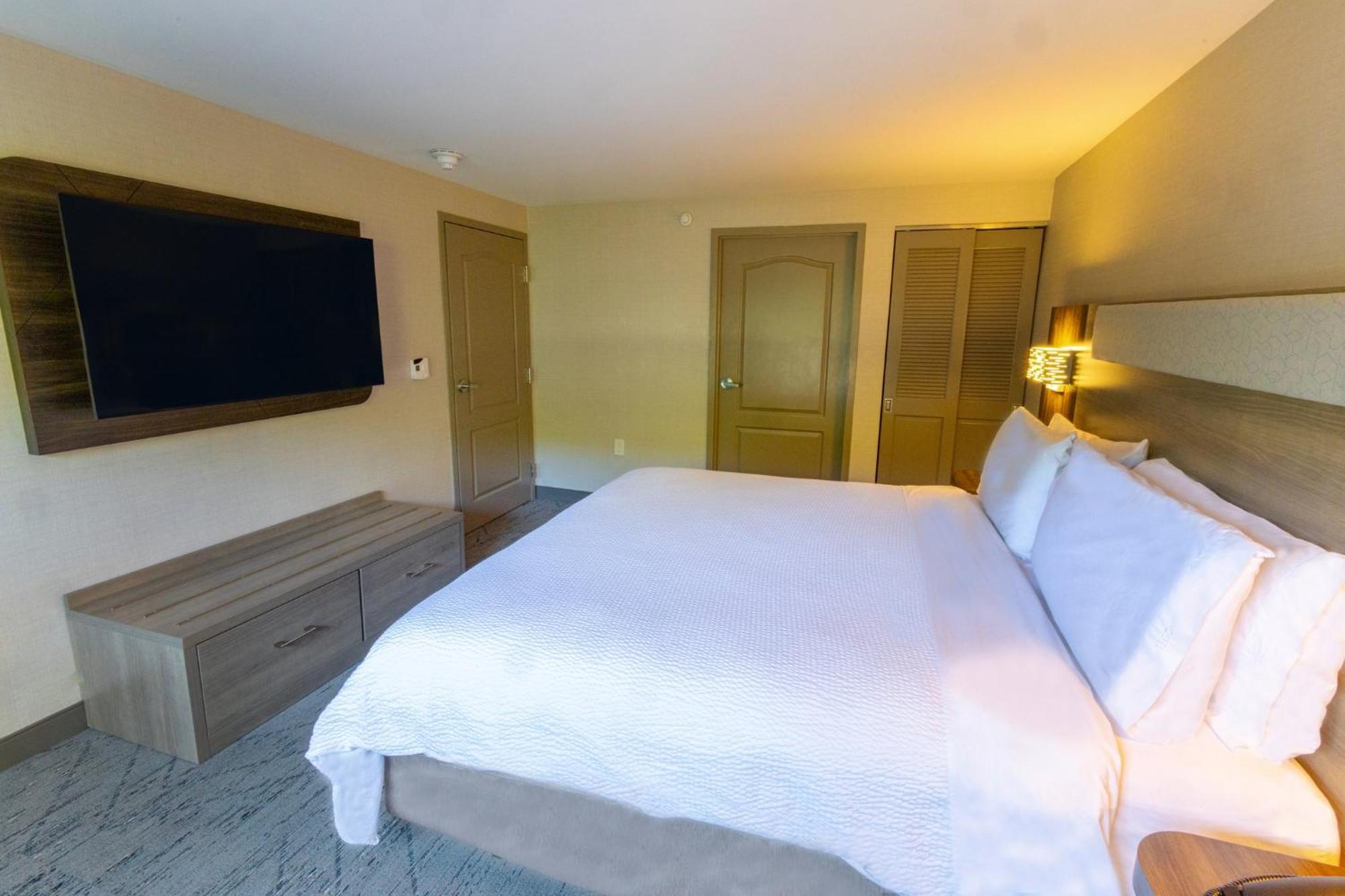 Express - By Ihg 3* Neptune