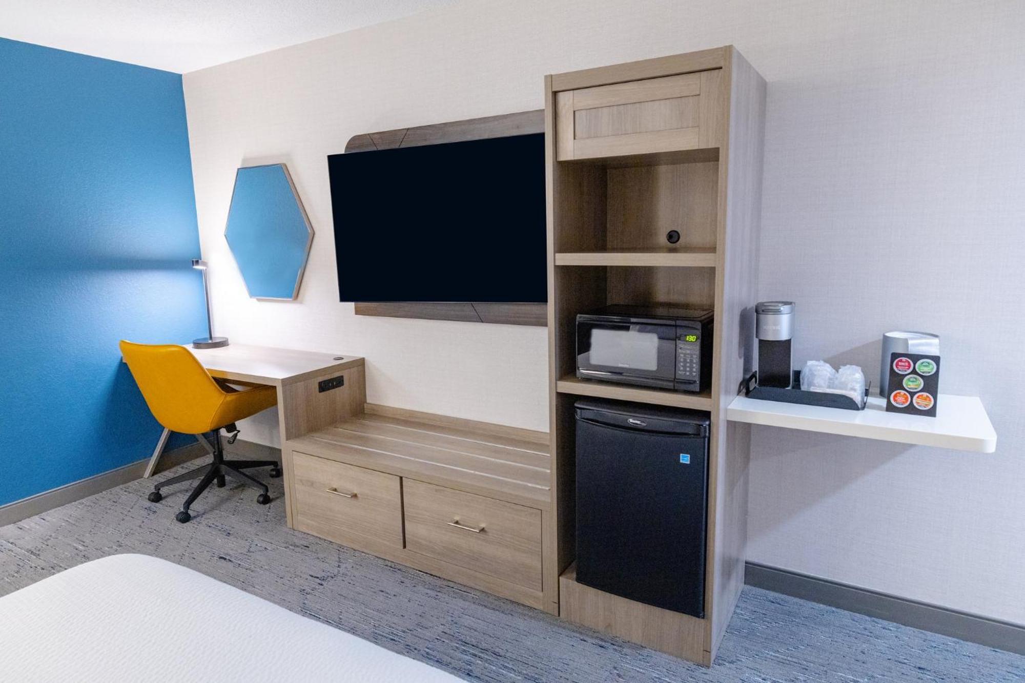 Express - By Ihg Hotel