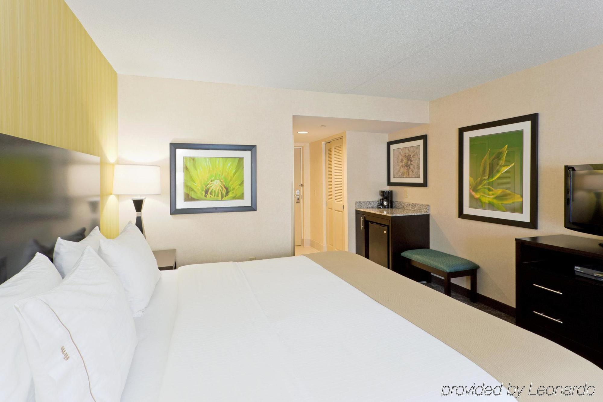 Express - By Ihg Hotel Neptune